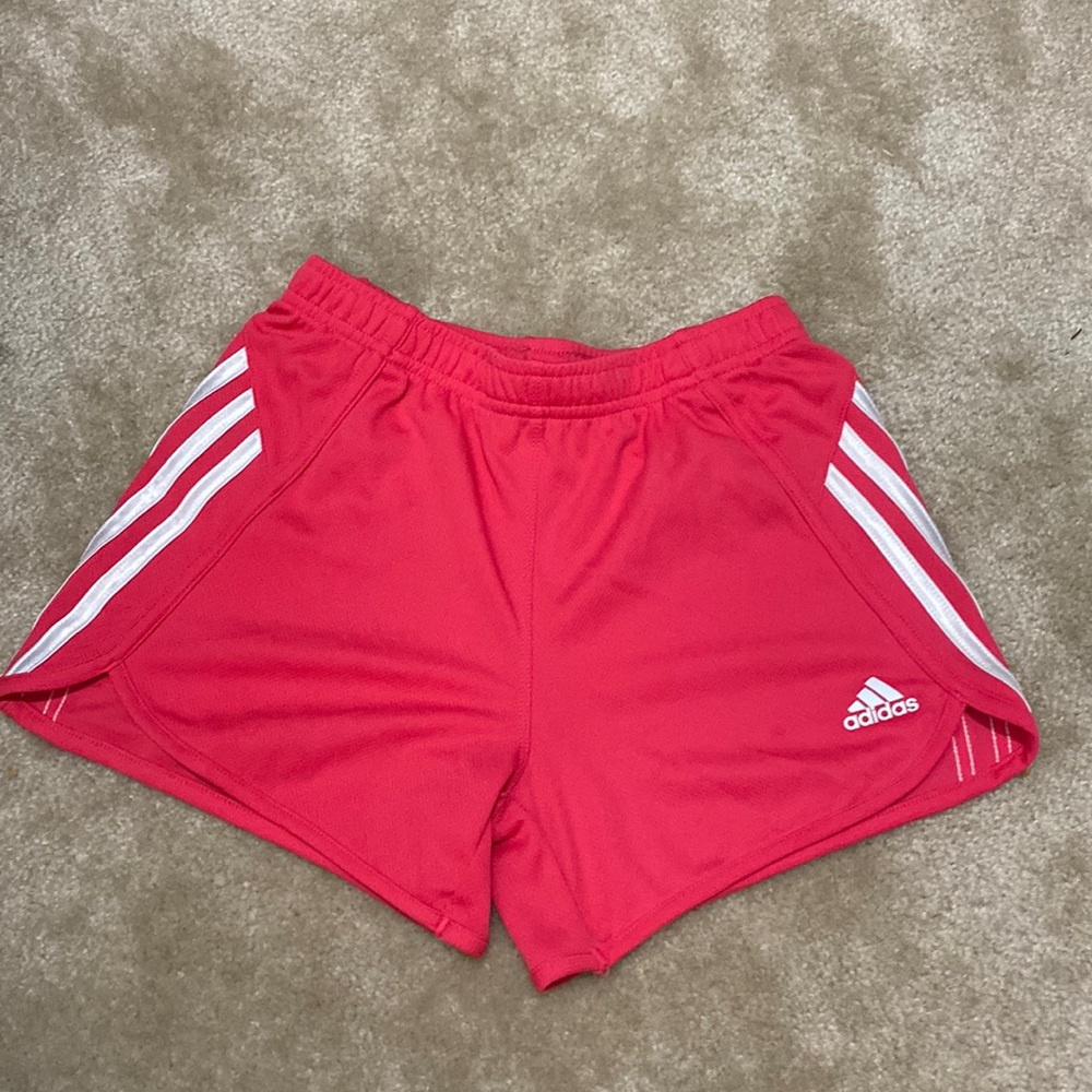 ADIDAS SHORT SHORTS